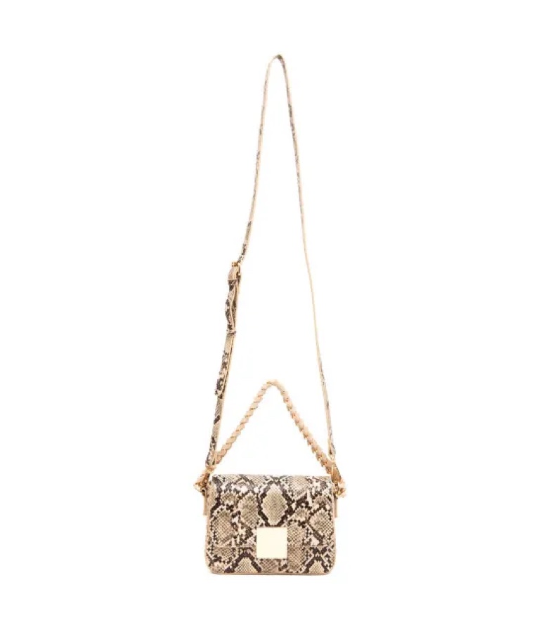 Cartera Retro Con Tapa Off White
